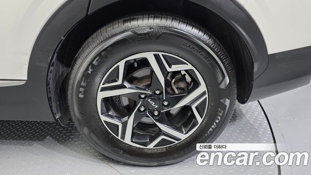 Kia Sportage 2023 — photo 7