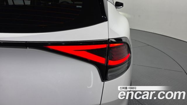 Kia Sportage 2023 — photo 9