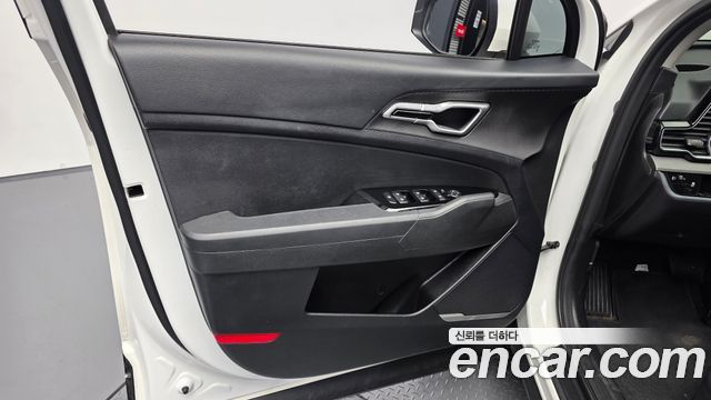 Kia Sportage 2023 — photo 14
