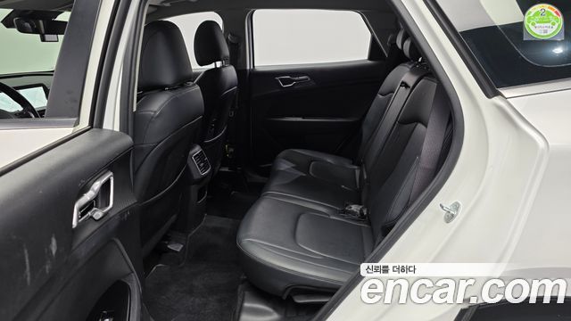 Kia Sportage 2023 — photo 16