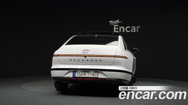 Hyundai Grandeur 2023 — photo 4