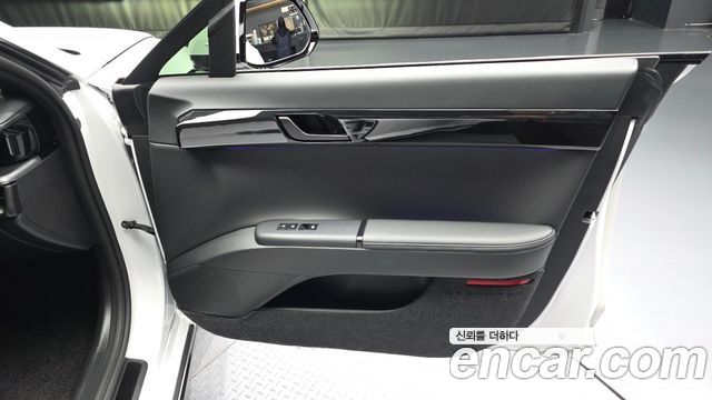 Hyundai Grandeur 2023 — photo 14