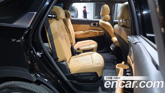 Kia Sorento 2023 — photo 17