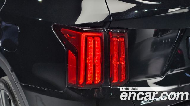 Kia Sorento 2023 — photo 9