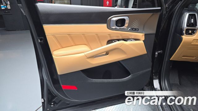Kia Sorento 2023 — photo 14
