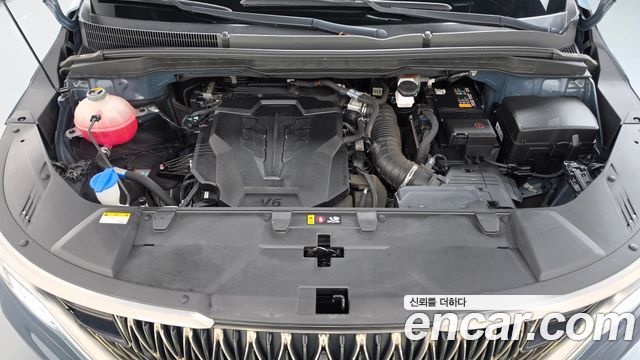 Kia Canival 2023 — photo 6