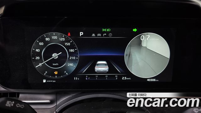 Kia Canival 2023 — photo 11