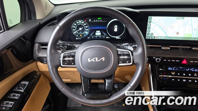 Kia Canival 2023 — photo 20
