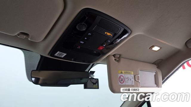 Kia Canival 2023 — photo 26