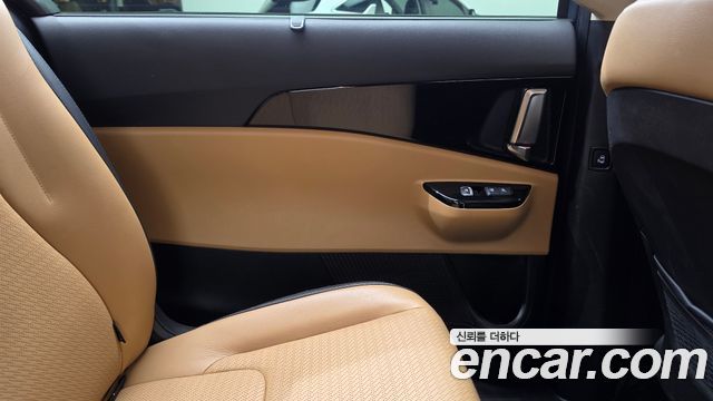 Kia Canival 2023 — photo 15