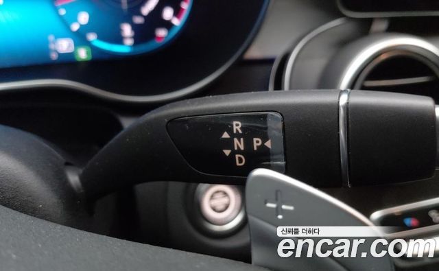 Mercedes-Benz C-Class 2023 — photo 6
