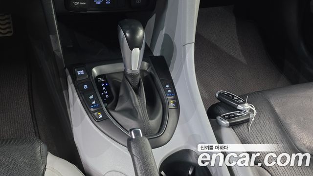 Hyundai Veloster 2018 — photo 9