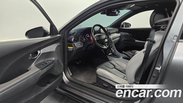 Hyundai Veloster 2018 — photo 10