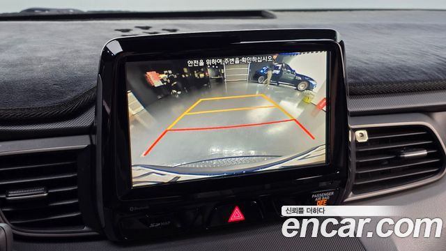 Hyundai Veloster 2018 — photo 17
