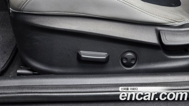 Hyundai Veloster 2018 — photo 19