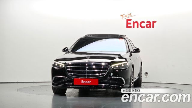 Mercedes-Benz S-Class 2024 — photo 3