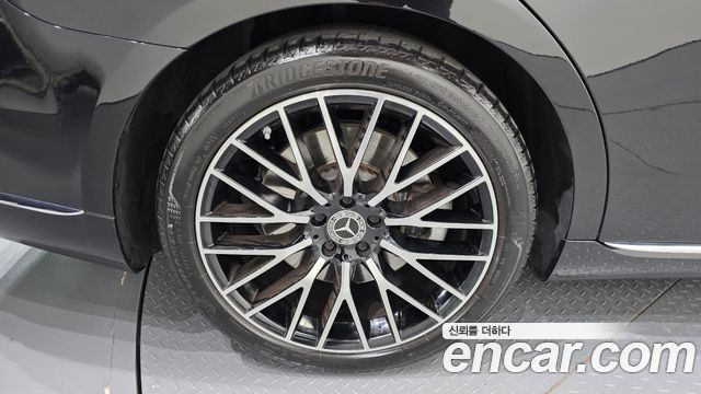 Mercedes-Benz S-Class 2024 — photo 5