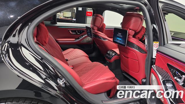 Mercedes-Benz S-Class 2024 — photo 18