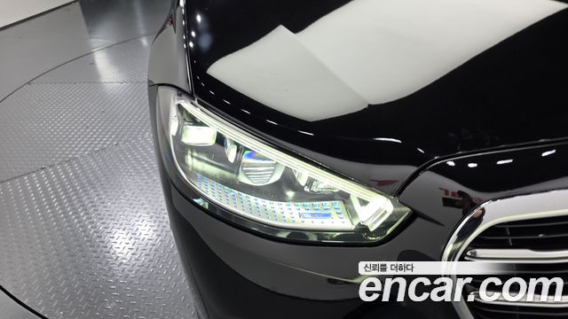 Mercedes-Benz S-Class 2024 — photo 8