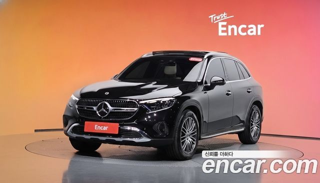 Mercedes-Benz GLC-Class 2023 — photo 1