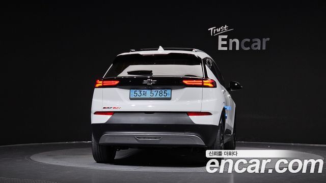 Chevrolet Korea 볼트 EUV 2023 — photo 4