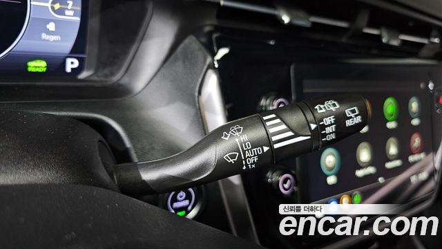 Chevrolet Korea 볼트 EUV 2023 — photo 22