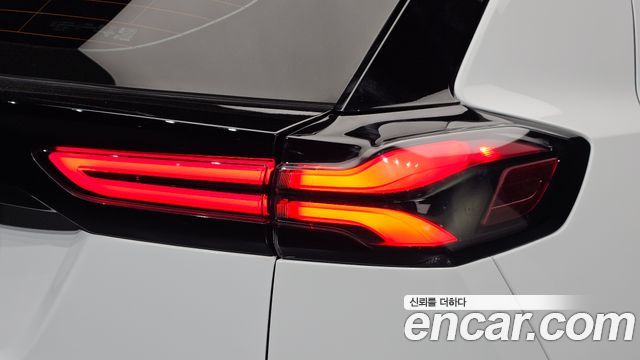 Chevrolet Korea 볼트 EUV 2023 — photo 9