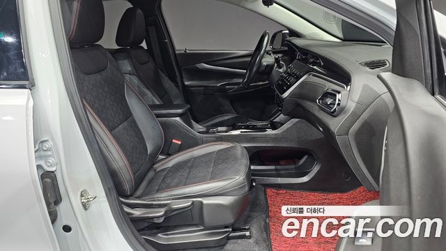 Chevrolet Korea 볼트 EUV 2023 — photo 16