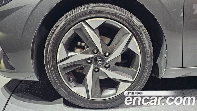 Hyundai AVANTE 2021 — photo 5