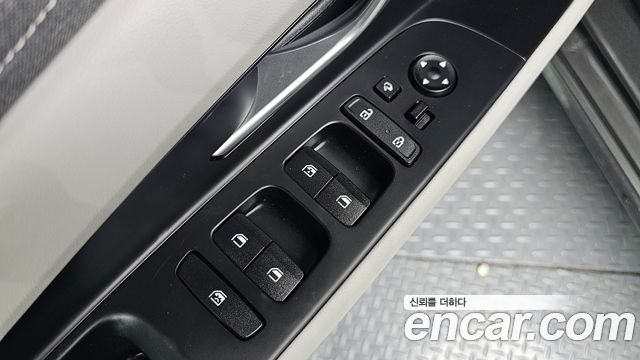 Hyundai AVANTE 2021 — photo 17