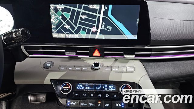 Hyundai AVANTE 2021 — photo 25