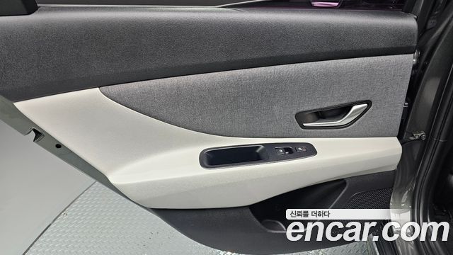Hyundai AVANTE 2021 — photo 15