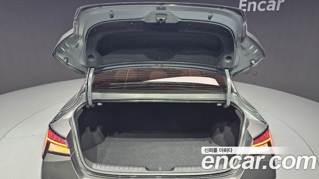 Hyundai AVANTE 2021 — photo 34