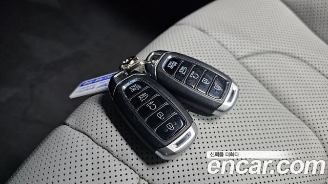 Hyundai AVANTE 2021 — photo 35