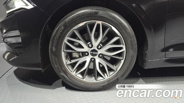Kia K5 2023 — photo 5