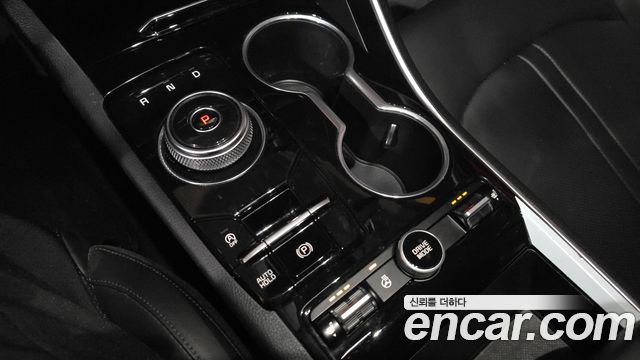 Kia K5 2023 — photo 12