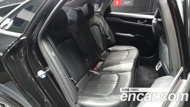 Kia K5 2023 — photo 17