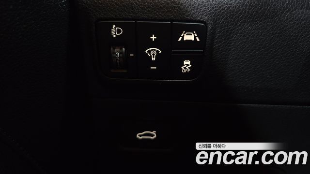 Kia K5 2023 — photo 26