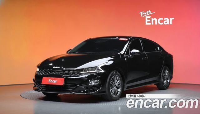 Kia K5 2023 — photo 1