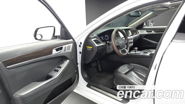 Genesis G80 2017 — photo 10