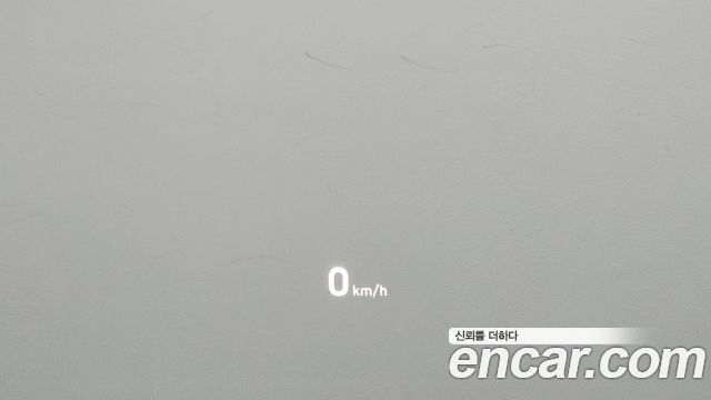 Genesis G80 2017 — photo 17