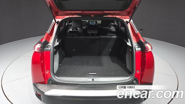 Peugeot 2008 2023 — photo 26