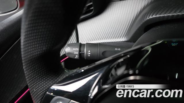 Peugeot 2008 2023 — photo 29
