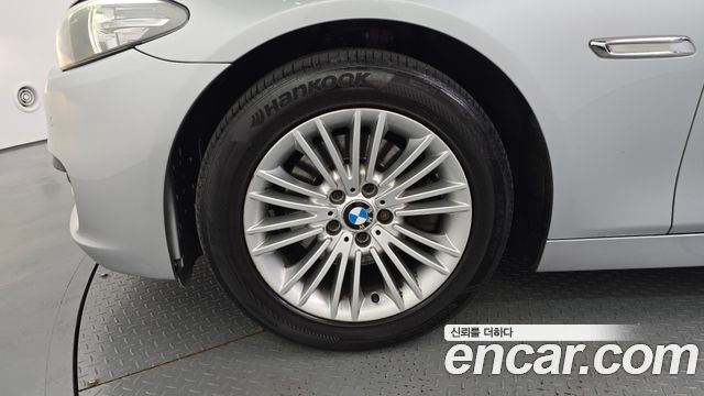 BMW 5-Series 2014 — photo 5