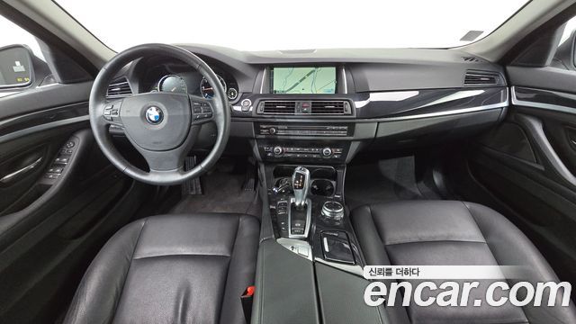 BMW 5-Series 2014 — photo 7