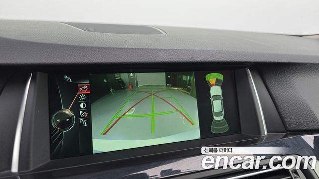 BMW 5-Series 2014 — photo 14