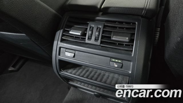 BMW 5-Series 2014 — photo 20