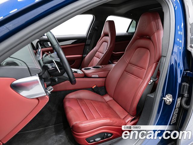 Porsche Panamera 2022 — photo 10