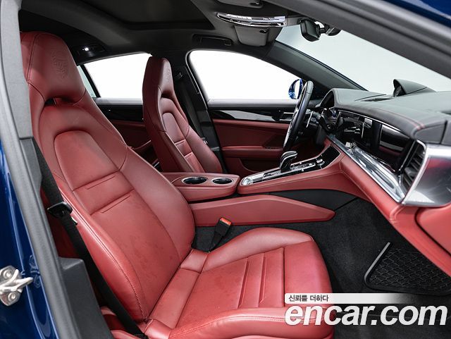 Porsche Panamera 2022 — photo 15