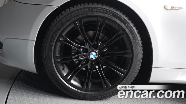 BMW 5-Series 2009 — photo 5